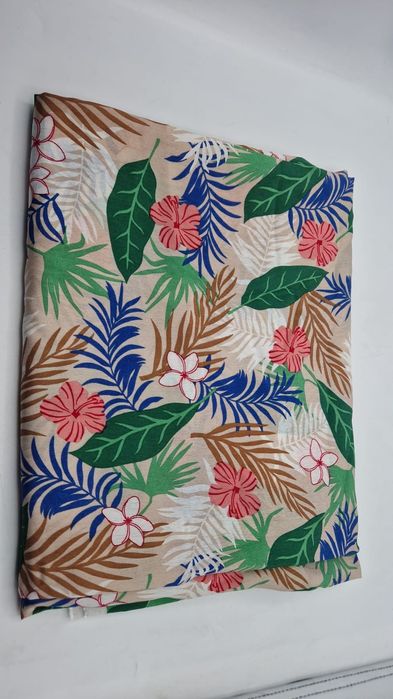 Tkanina kupon 2 m.x 147 cm.