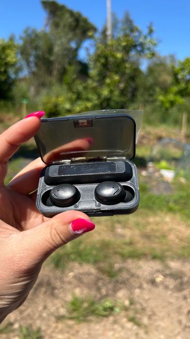 Earphones bluetooth BTH-F9-5 sem fios *novos*