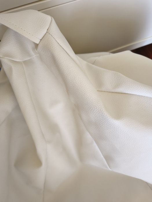 Pouf branco como novo
