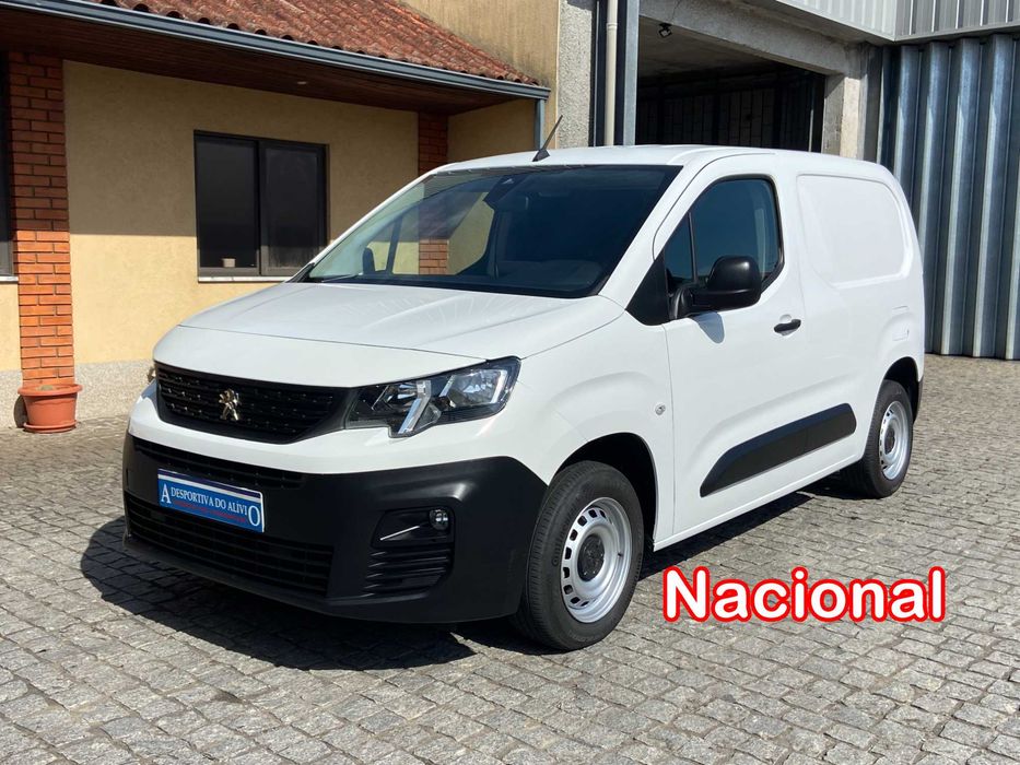 Peugeot Partner 1.6 HDI  100cv  Carplay NACIONAL Só 99 mil kms!!