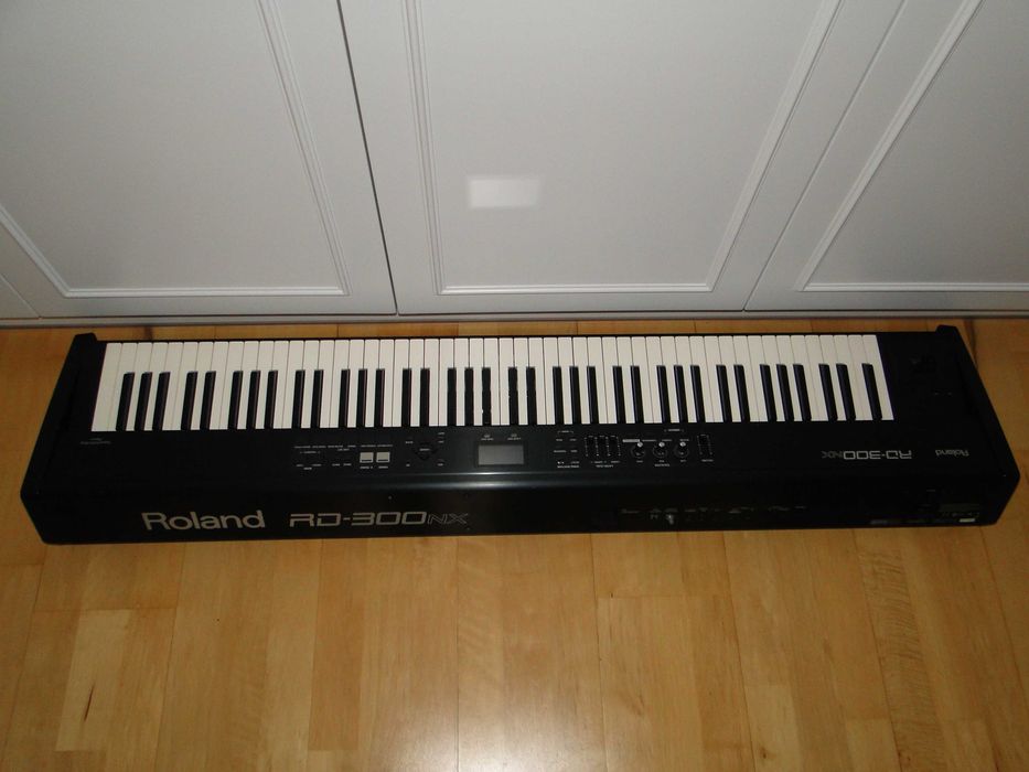 Profesjonalne Znakomite Piano Cyfrowe ROLAND RD-300NX.Mega Okazja