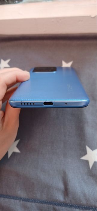 Продам мобільний телефон Xiaomi redmi 10c 4/64