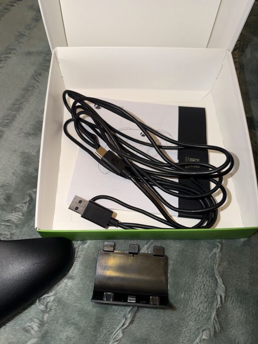 Pad od do Xbox + kabel usb-c