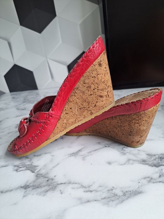 klapki skórzane czerwone