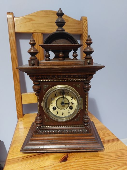 Zegar kapliczka  Junghans