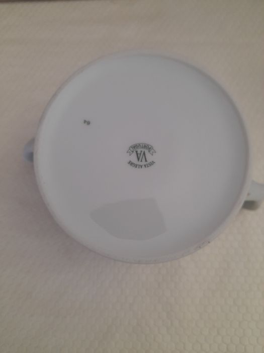 Açucareiro em porcelana