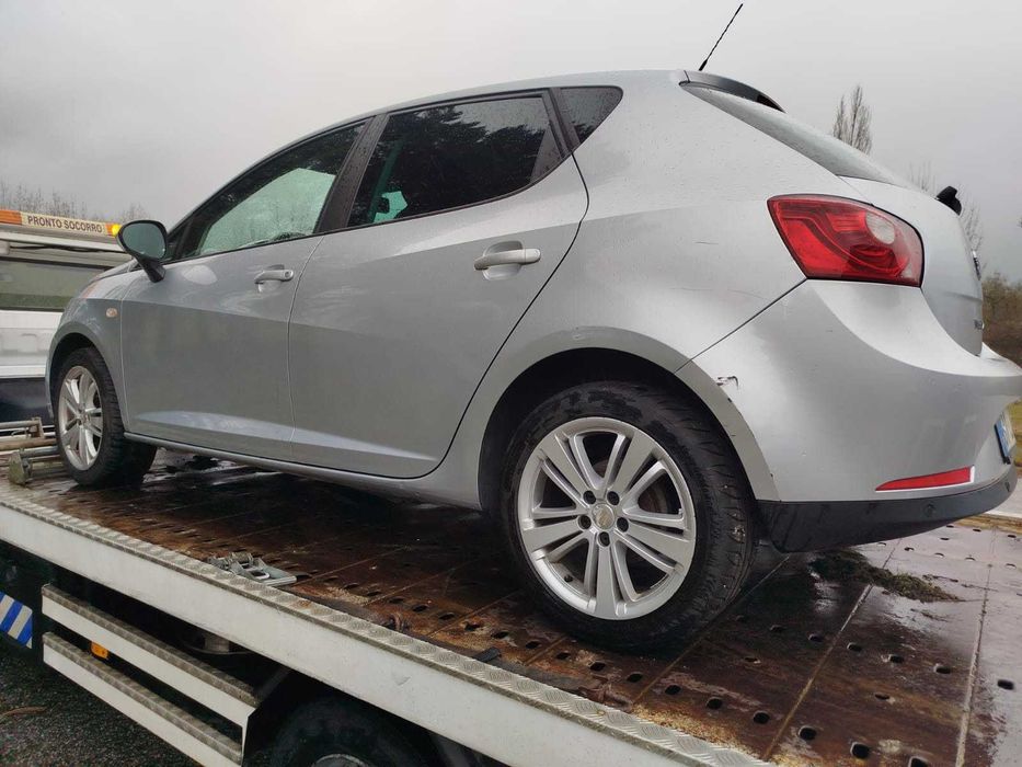 Para peças Seat Ibiza 6J 1.2I ano 2010