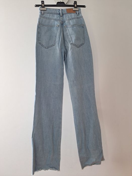 Calças de ganga strdivarius 32