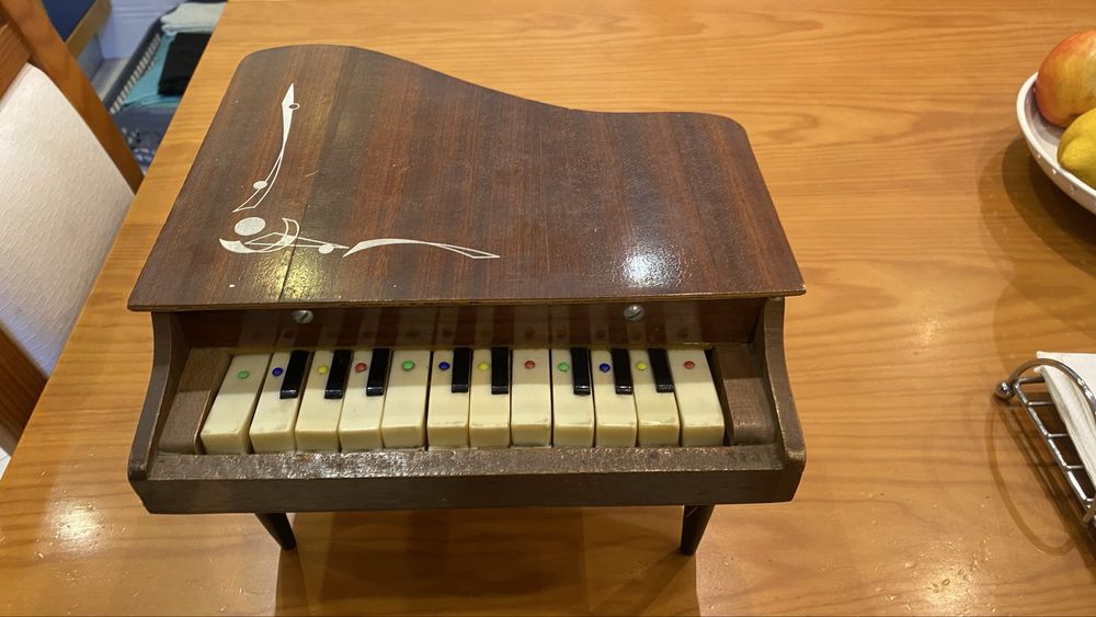 Piano de brincar