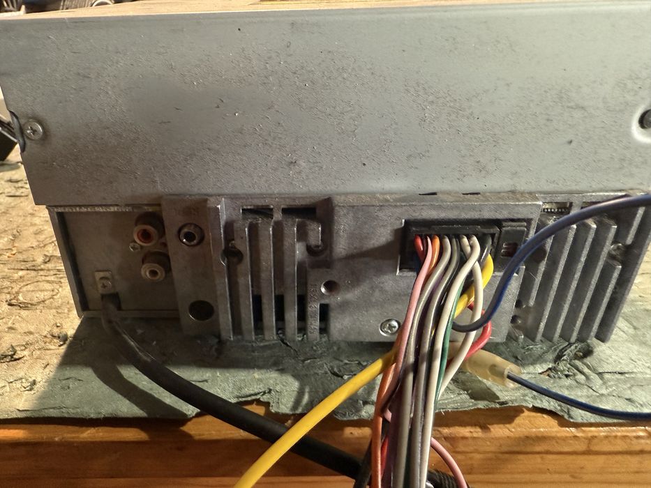 Alpine cde-w233r 2din