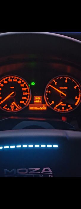 Licznik BMW E90 do Simracingu super rzecz.