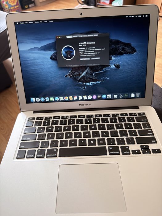 Macbook Air a1466 128GB ssd/ 8gb ram i7
