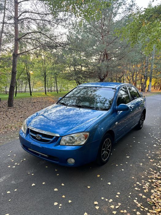 Kia cerato 2006 2.0 г/б