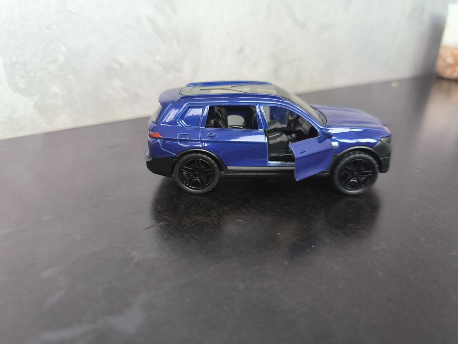 Модель авто BMW X7