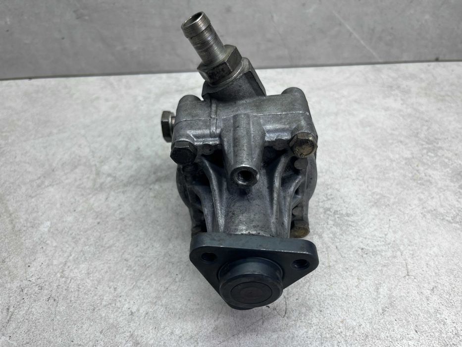 Гідропідсилювач керма ГУР Audi 100 C4 /Audi A6 C4 / Audi A4 B5