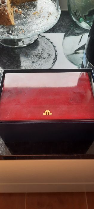 Vendo Relógio  ouro Maurice Lacroix , ainda com a película