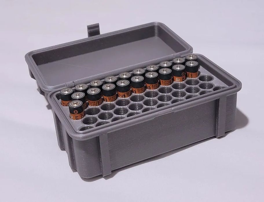 Robust Box for 48 AAA Batteries