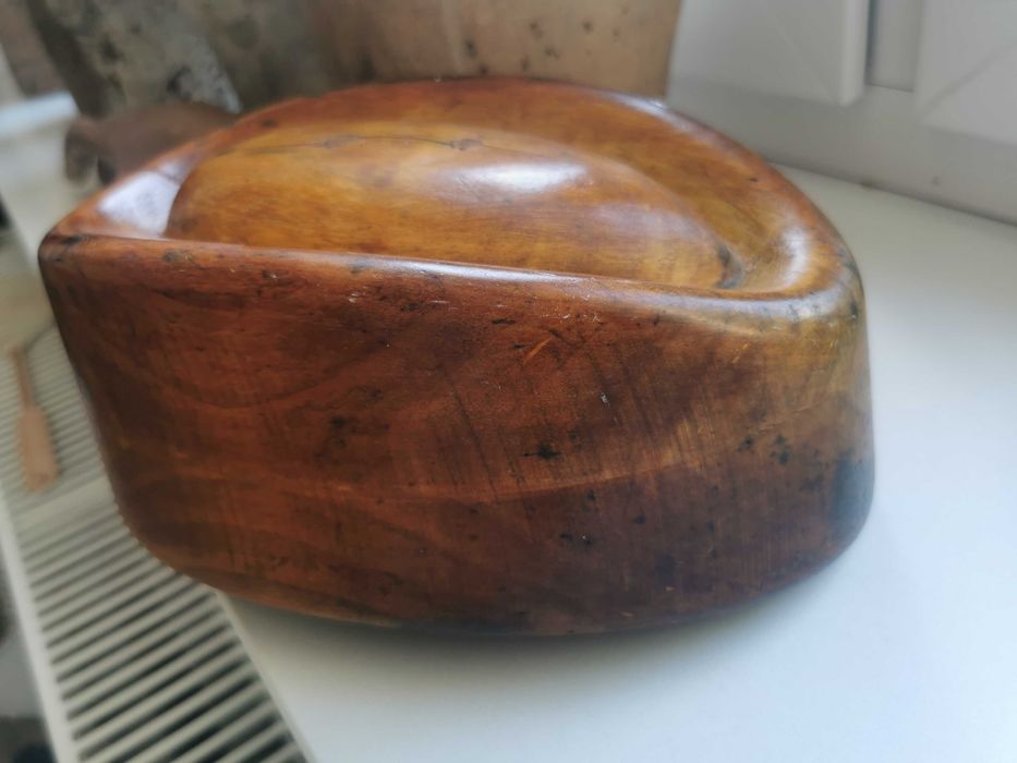 Stara forma do kapeluszy  czapka STEWARDESSY PILOTKA furażerka