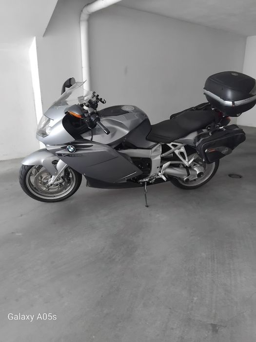 Moto BMW. K1200 S em bom estado