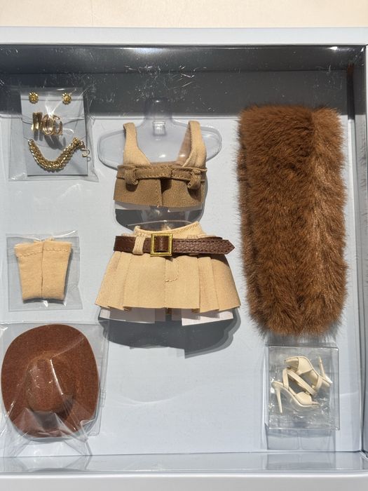 Лялька GM Coll Asano Голова + аутфіт .