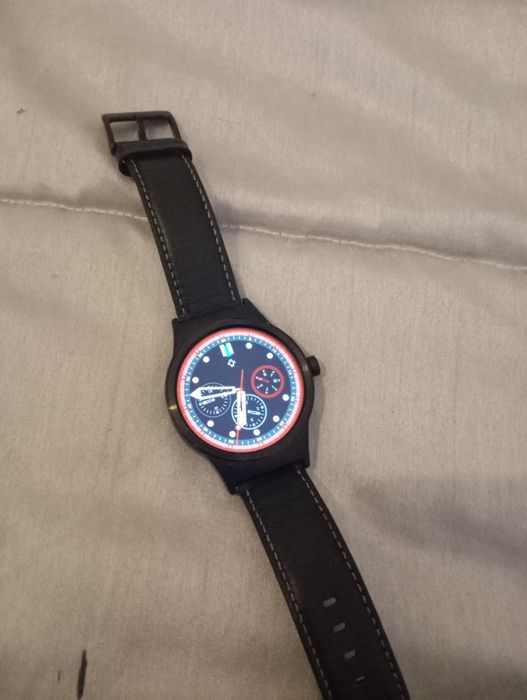 Smartwatch tcl  como novo
