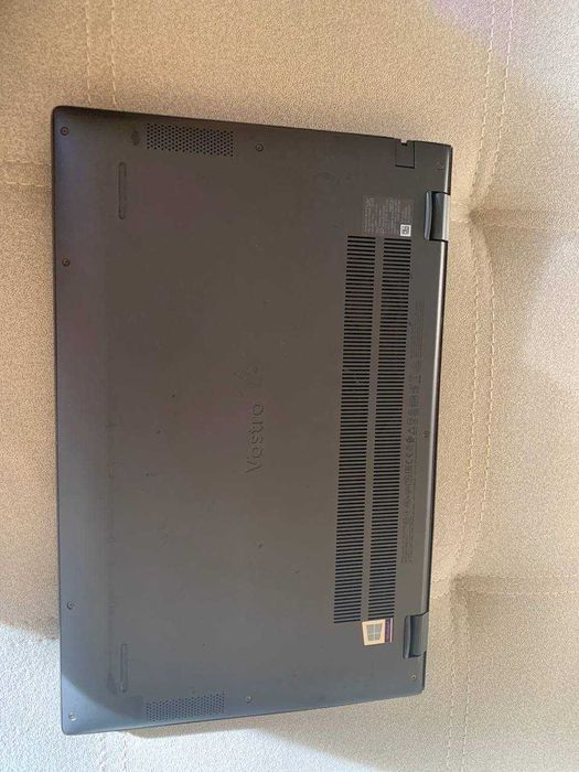 DELL Vostro 5502|15.6FHD| I5-1135G7 | 16GB DDR4 | 512GB SSD | 32% Знос