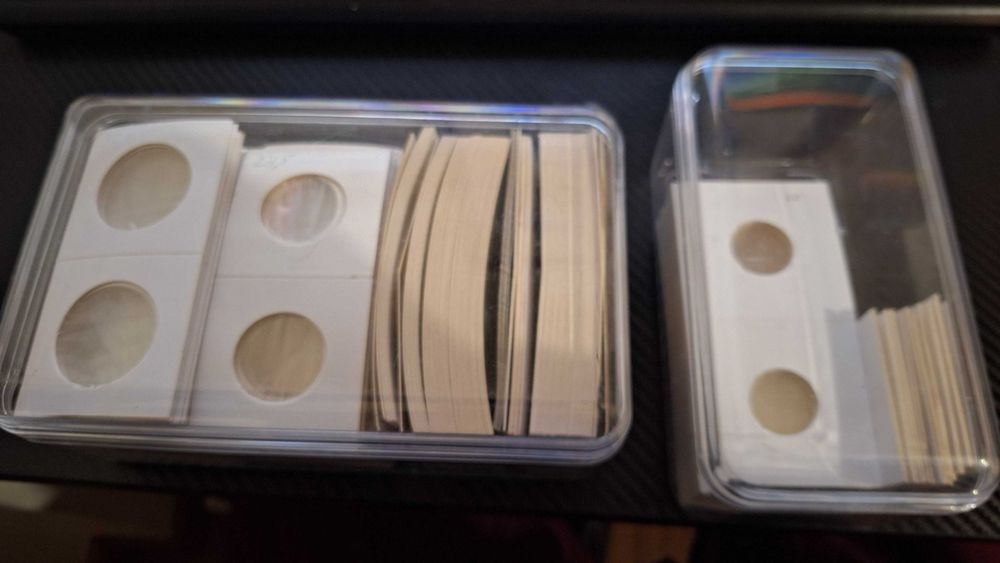 Álbuns de Moedas + Folhas Plásticas + Separadores + Alvéolos