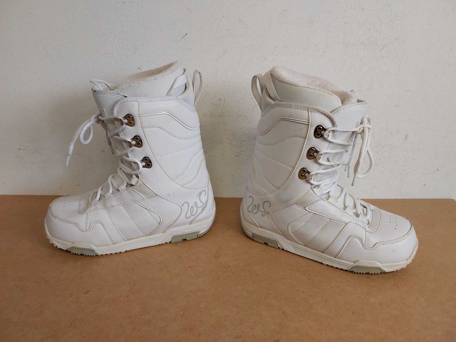 Buty snowboardowe Raven Eu.41 , 26 cm