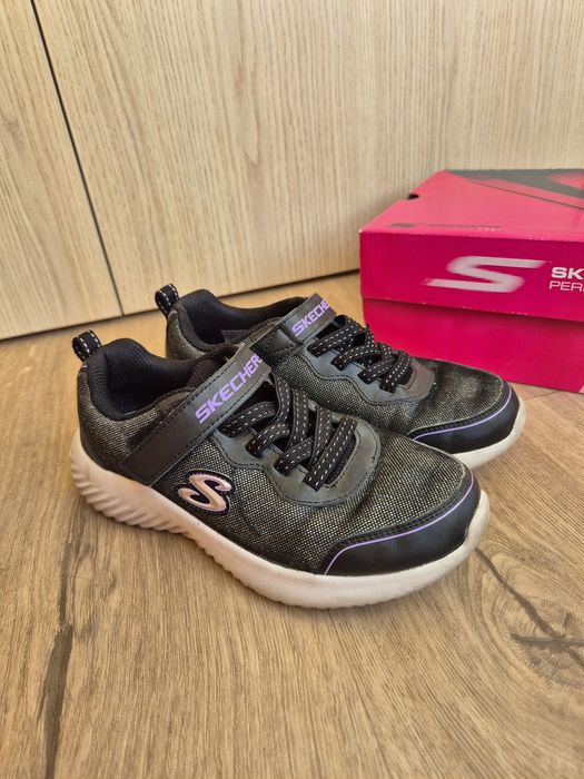 Кросівки Skechers 34 р. 21.5 см стан супер