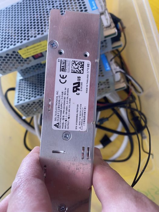 4 fontes de alimentação