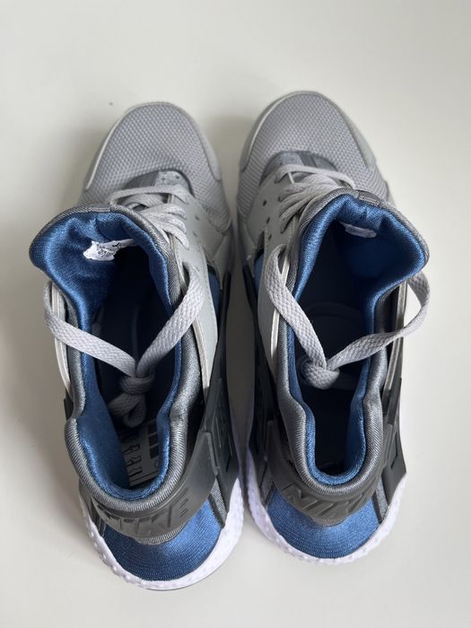 Sneakersy Nike Air Huarache buty sportowe męskie/ chłopięce