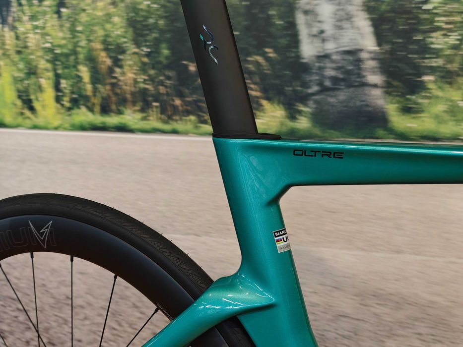 Nowy rower szosowy Bianchi Oltre COMP 105 DI2 RATY 0% VELOPOLIS PGO
