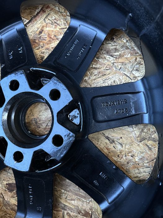 Диски5/108 R16 ET25 цо(діа)70.1 титани диски