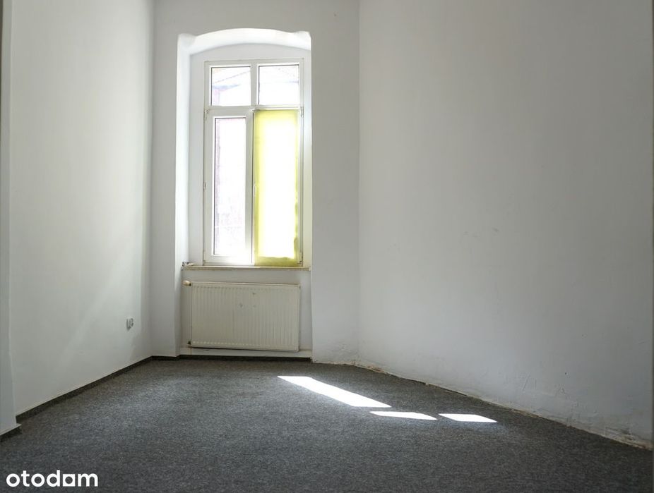Rozkładowe 2 pokojowe mieszkanie, parter!