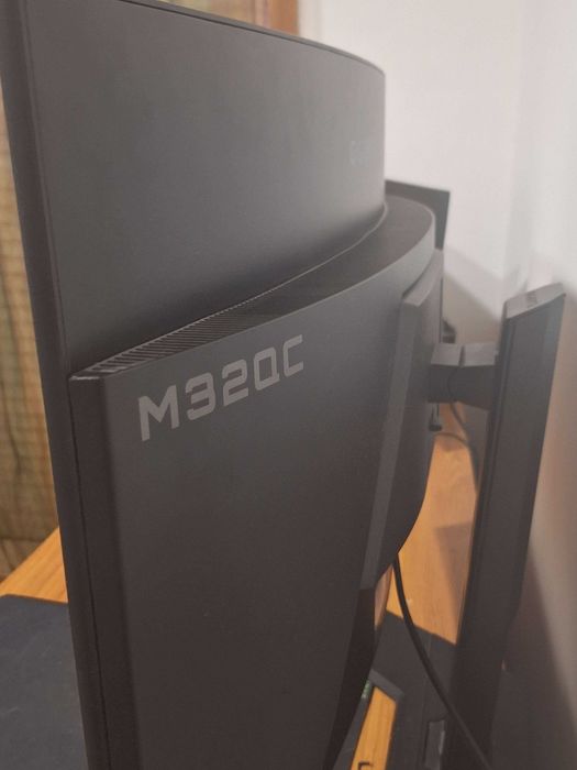 Monitor gigabyte m32qc - VA 165hz 2k - 1440p kvm64354210607875121