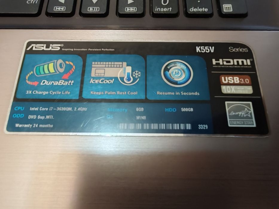 Portátil Asus 16"