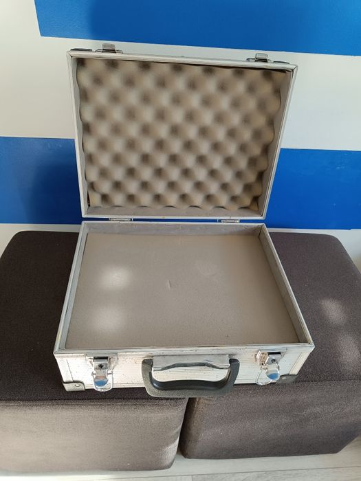 Walizka na mikrofony