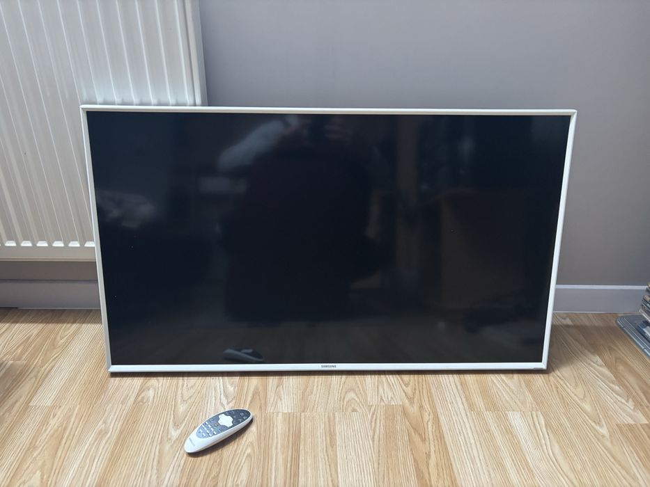 Телевізор Samsung UE40H6410AU [ SMART TV / T2 / FULL HD ]