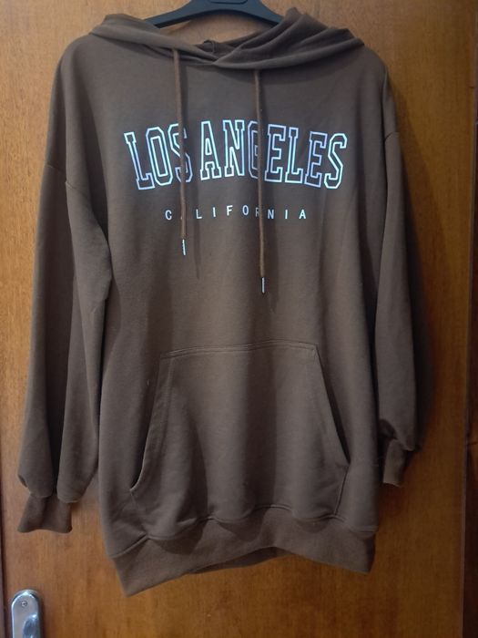 Sweatshirt com carapuço