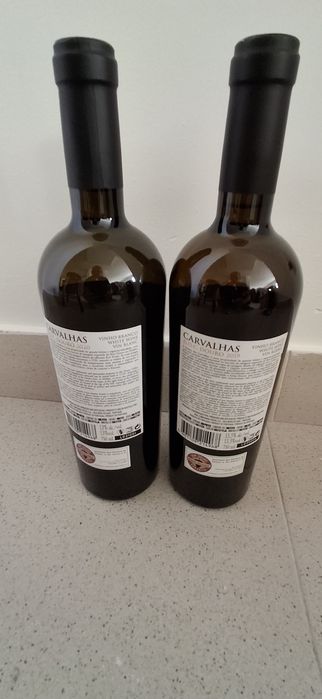 2  Carvalhas Tinto e 2 Carvalhas Branco