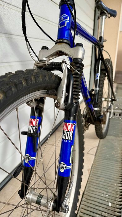 GT Timberline FS BTT aro 26 suspensão RockShox