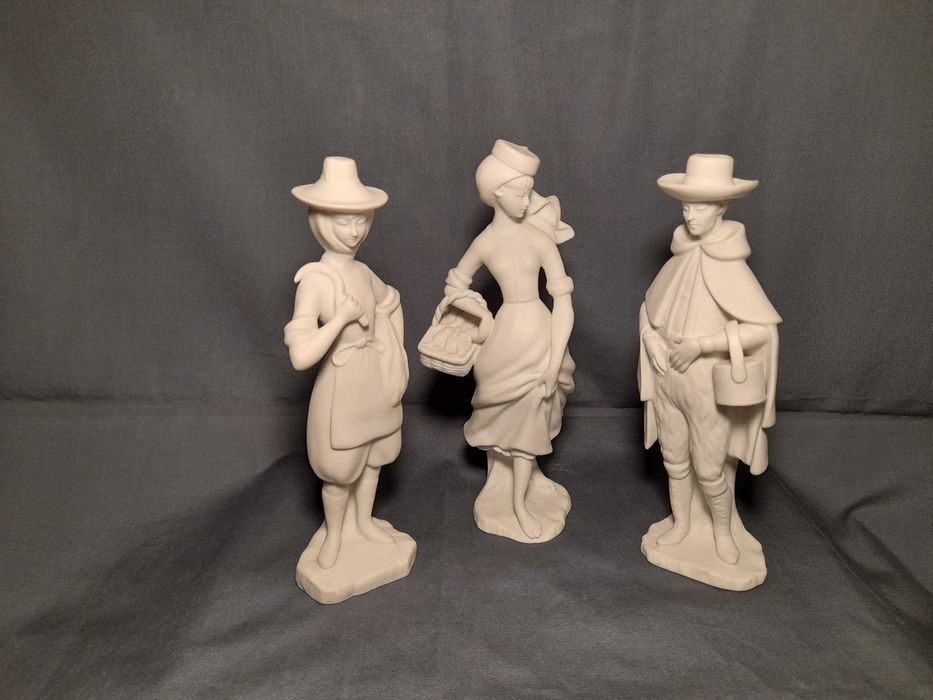 Figuras Trajes Regionais Vista Alegre em biscuit- profissões