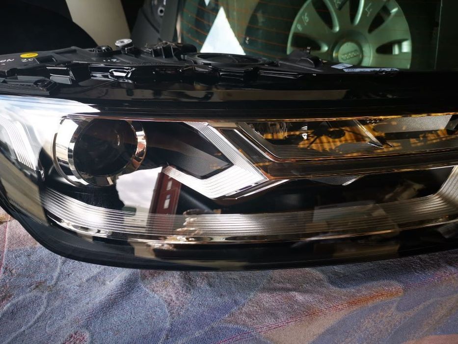 AUDI Q7 4M FAROL DTO XENON LED FF042