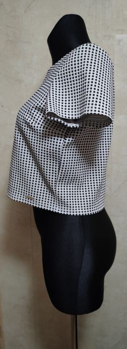 Crop top w kratę