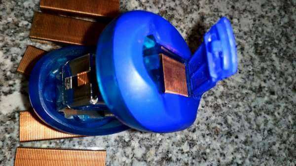 Mini agrafador de bolso, da MAPED-ZENOA