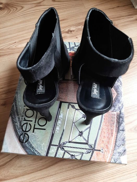 Buty damskie szpilki