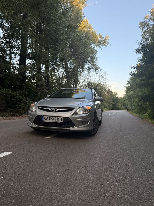 Hyundai i30 1.4 Газ/Бензин