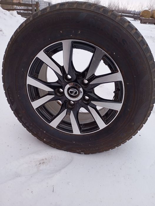 Продається 4 шини зимові з дисками R 18