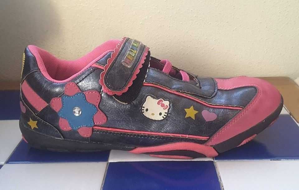 Ténis Hello Kitty - Nr 39 (Como NOVOS!)