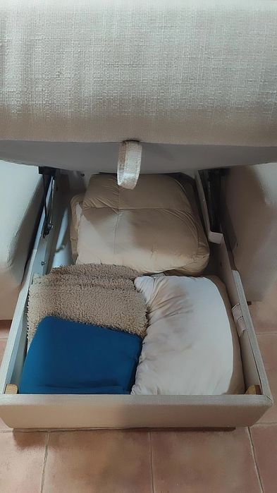 Sofá IKEA usado bege